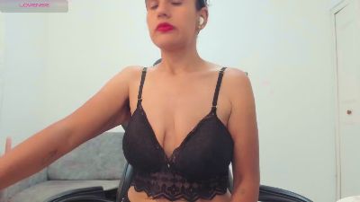 natalia_curvy live cam on Cam4