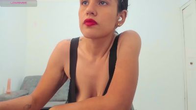 natalia_curvy live cam on Cam4