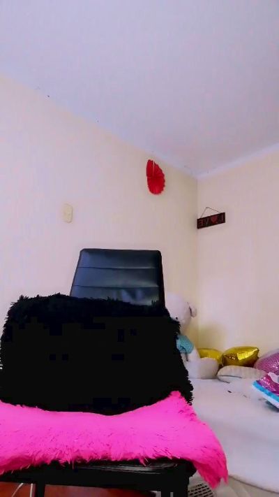 natalia_milff live cam on Cam4