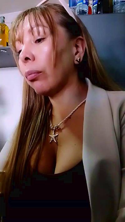 natalia_milff live cam on Cam4