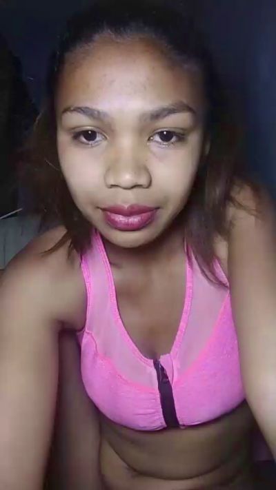 nathalie98 live cam on Cam4