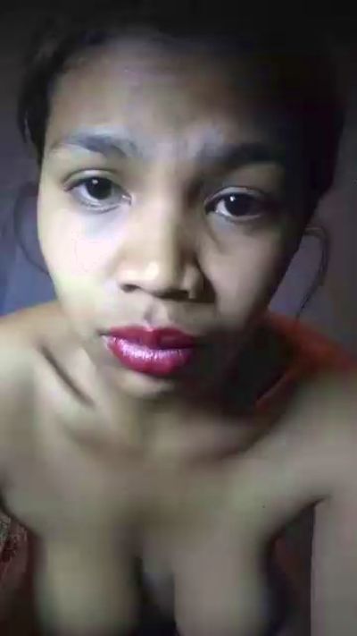 nathalie98 live cam on Cam4