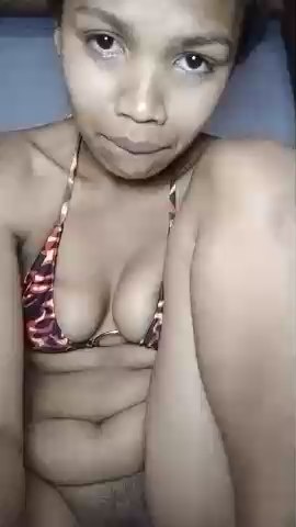 nathalie98 live cam on Cam4