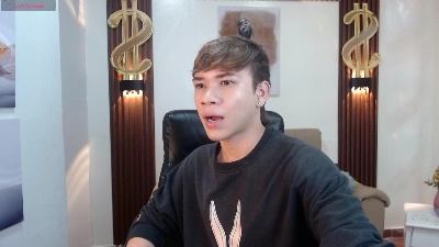 nathanclay live cam on Cam4