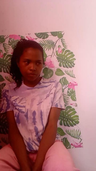 natty_kiss2 weiblich-Webcam live aus Madagaskar