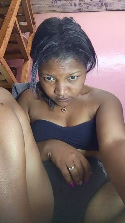 natty_kiss2 live cam on Cam4
