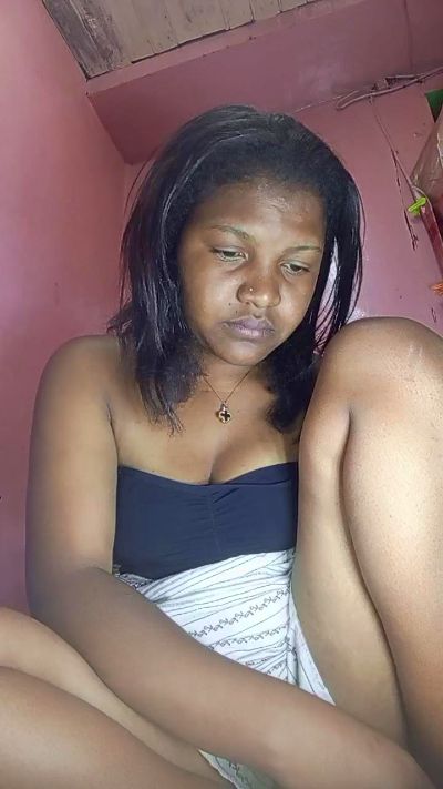 natty_kiss2 live cam on Cam4