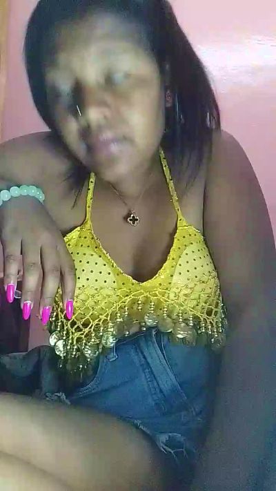 natty_kiss2 live cam on Cam4