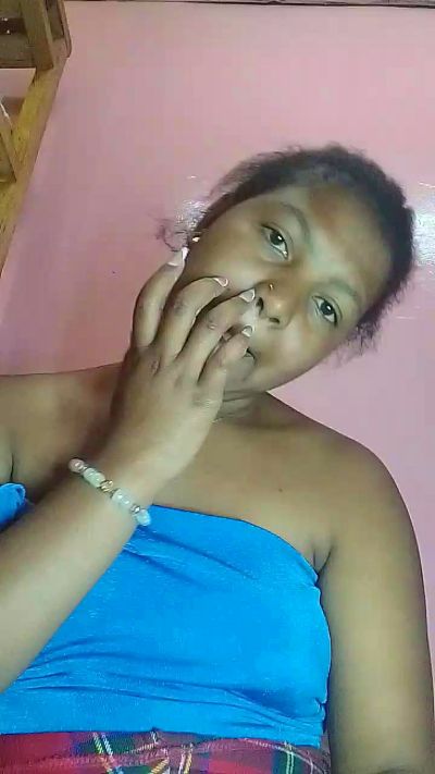 natty_kiss2 live cam on Cam4