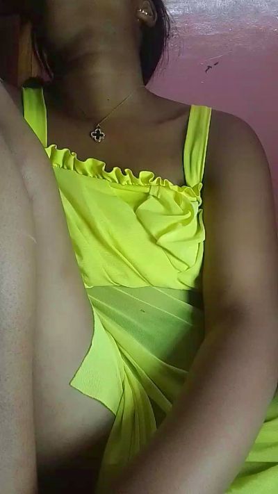 natty_kiss2 live cam on Cam4