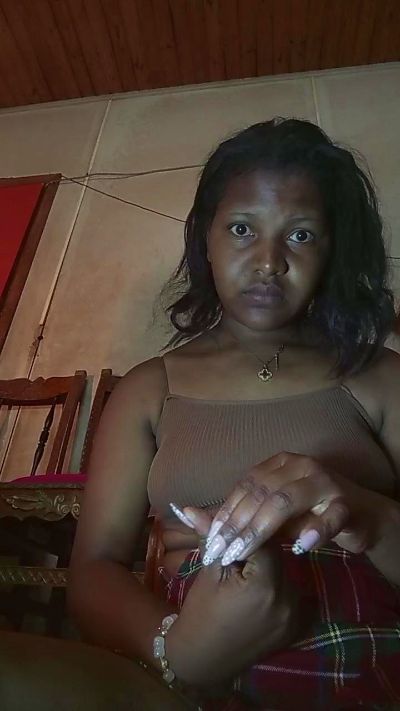 natty_kiss2 live cam on Cam4