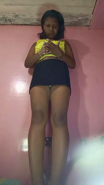natty_kiss2 live cam on Cam4