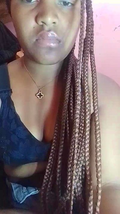 natty_kiss2 live cam on Cam4