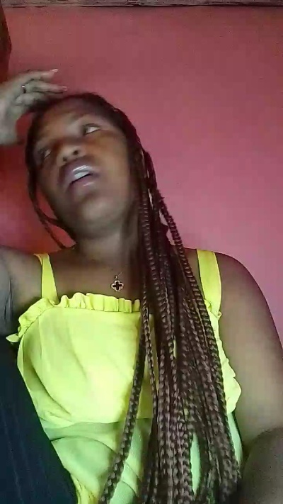 natty_kiss2 live cam on Cam4