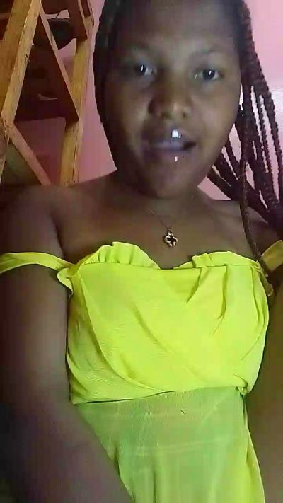 natty_kiss2 live cam on Cam4
