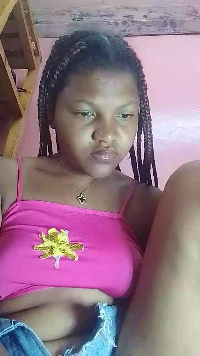 natty_kiss2 live cam on Cam4