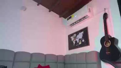 naughty_daniel live cam on Cam4