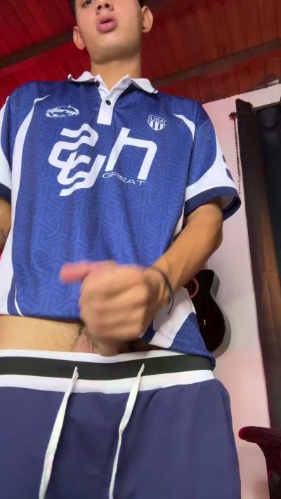 naughty_daniel live cam on Cam4