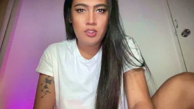 naughty_fallon1 live cam on Cam4