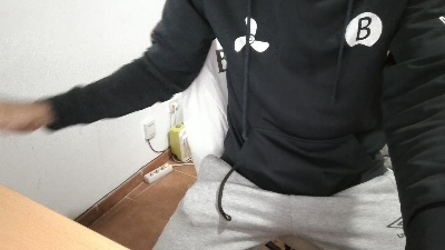 naughtyd2 live cam on Cam4