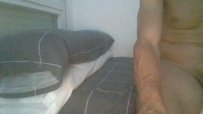 naughtyd2 live cam on Cam4