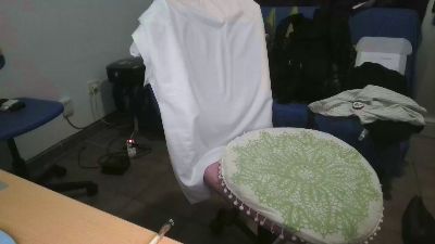 naughtyd2 live cam on Cam4