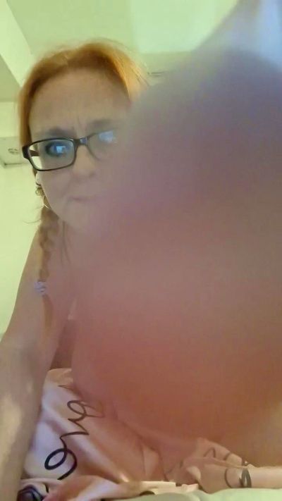 naughtyginger88 live cam on Cam4