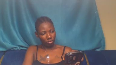 naughtygurly4d2 live cam on Cam4