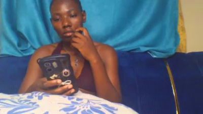 naughtygurly4d2 live cam on Cam4