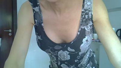 naughtyxana live cam on Cam4