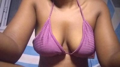 nayrah777 live cam on Cam4