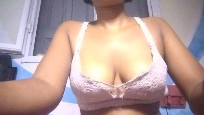 nayrah777 live cam on Cam4