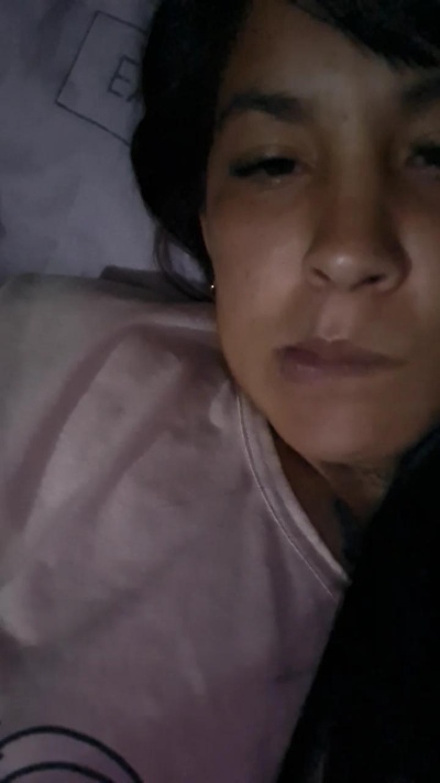 nefertari21 live cam on Cam4