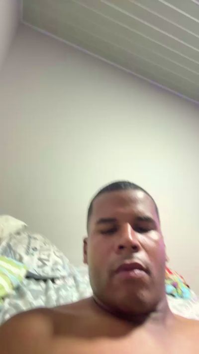 negro2998 live cam on Cam4
