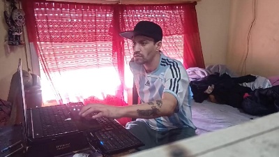 negroide3 live cam on Cam4