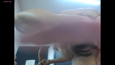 nei_girl live cam on Cam4