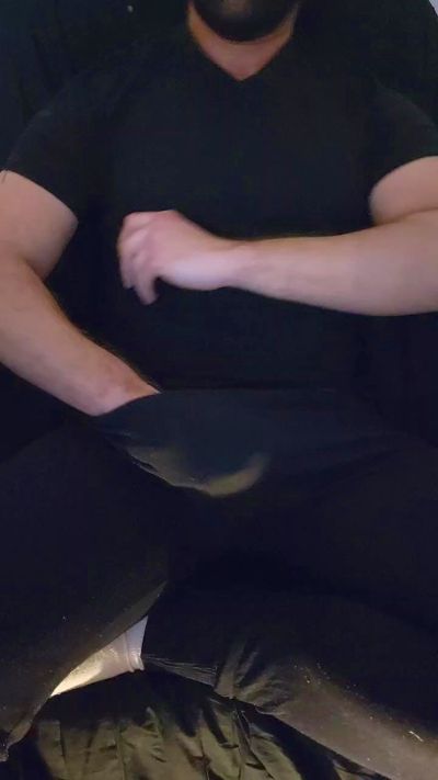 neleon26 live cam on Cam4
