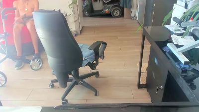 neos332 live cam on Cam4