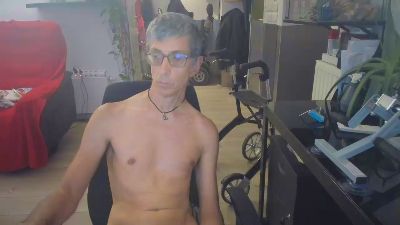 neos332 live cam on Cam4