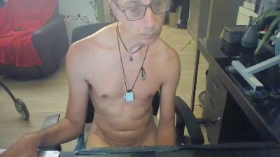 neos332 live cam on Cam4
