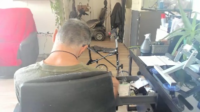 neos332 live cam on Cam4
