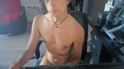 neos332 live cam on Cam4