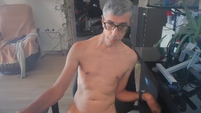 neos332 live cam on Cam4
