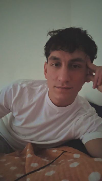 nereionhot live cam on Cam4