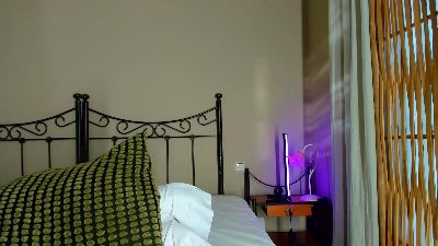 new_matilda live cam on Cam4