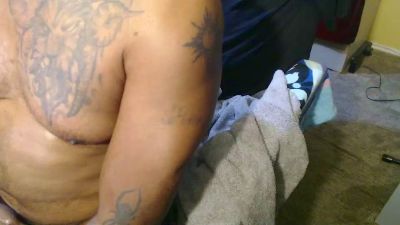 newbbeefcake live cam on Cam4