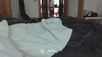 newbi93 live cam on Cam4