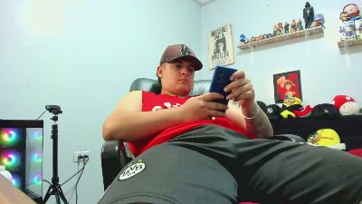 ney_22_fun live cam on Cam4