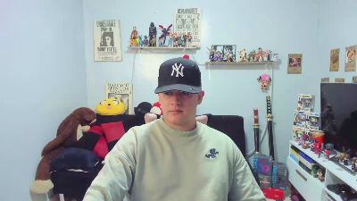 ney_22_fun live cam on Cam4