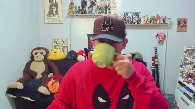 ney_22_fun live cam on Cam4